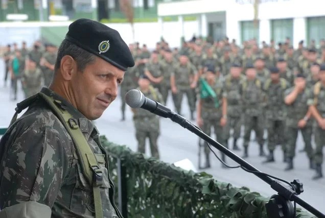 Comandante militar do Sudeste defende resultado das eleições