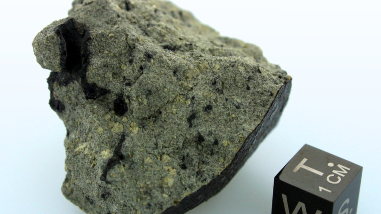 Tissint é uma shergotita, que cristalizou em Marte há cerca de 575 milhões de anos