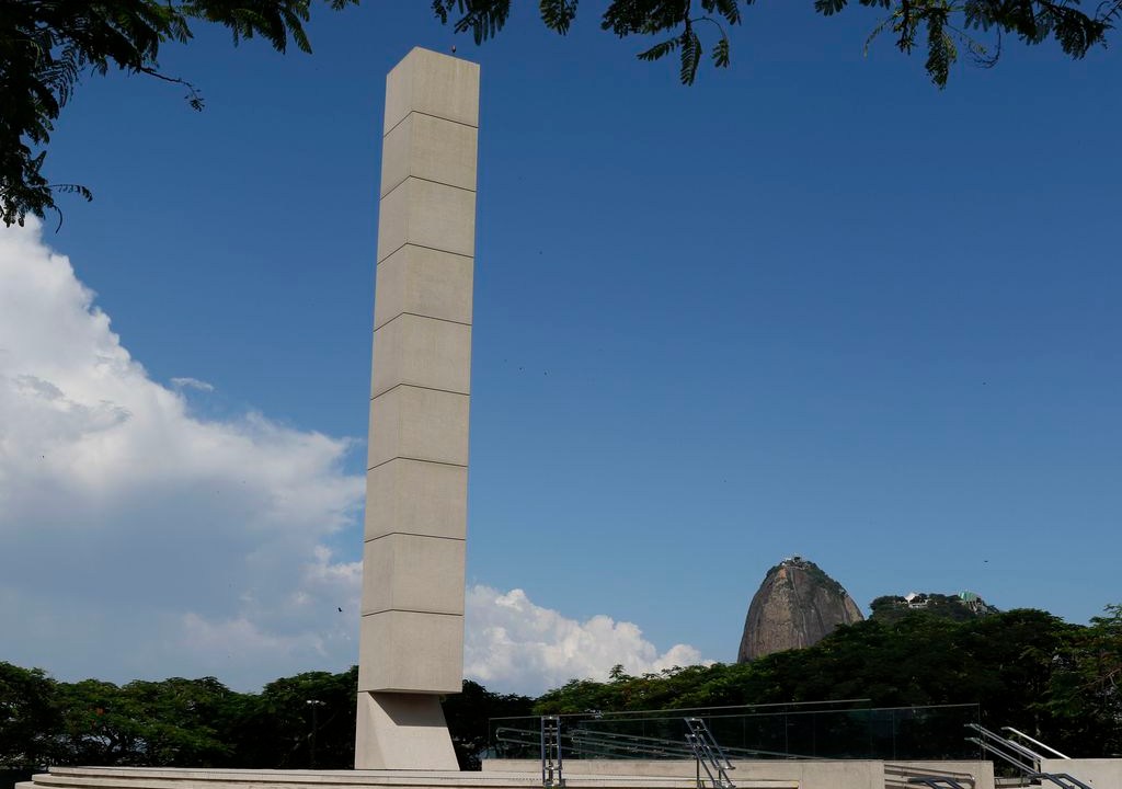 Monumento no Memorial do Holocausto, no Rio de Janeiro
