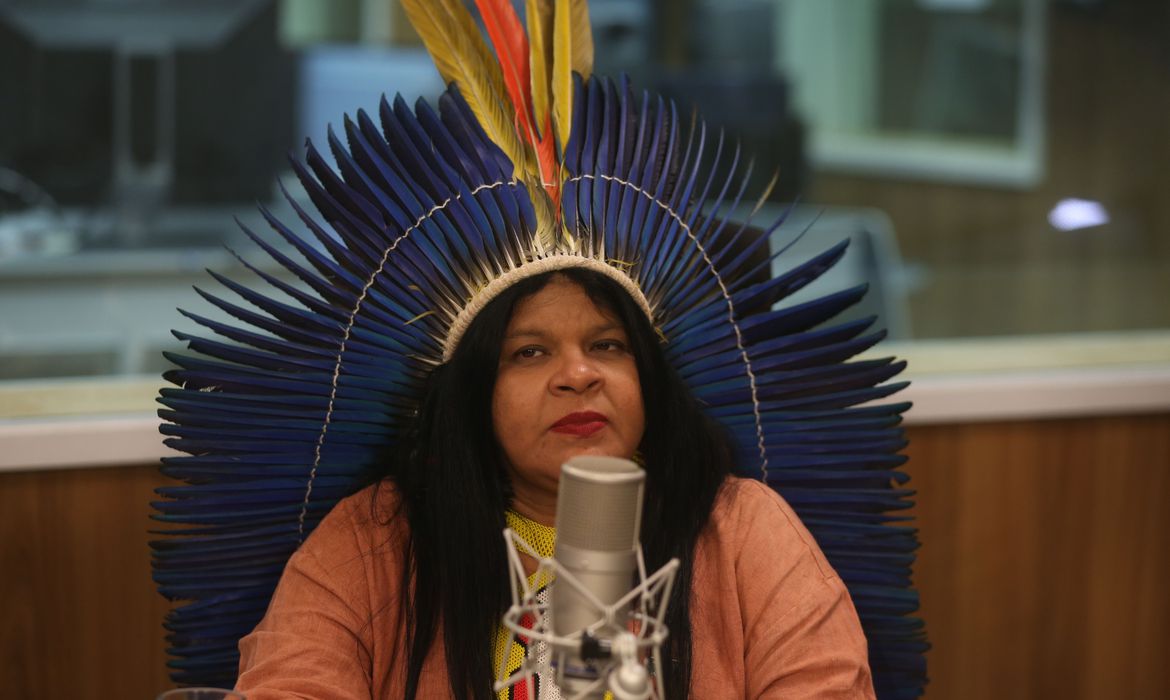 Sônia Guajajara, ministra dos Povos Indígenas