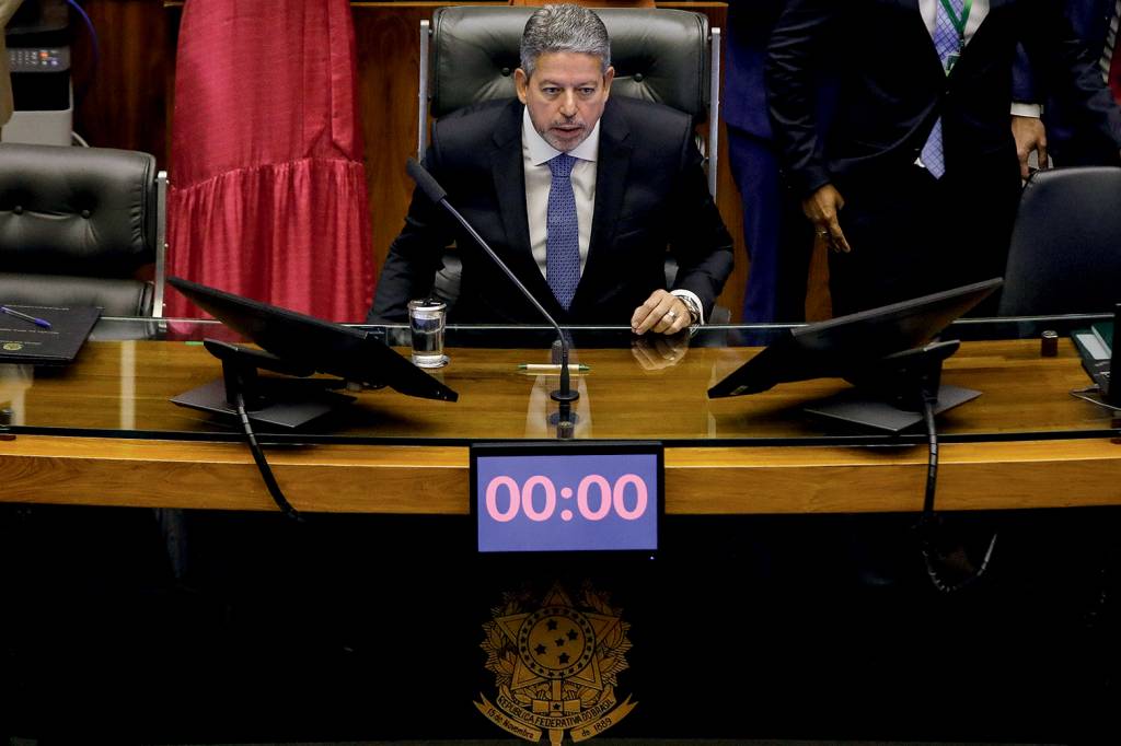 BRAZIL-CONGRESS-DEPUTIES-INAUGURATION TETO FURADO - Lira: o Congresso abriu caminho para bancar programa em 2023 -