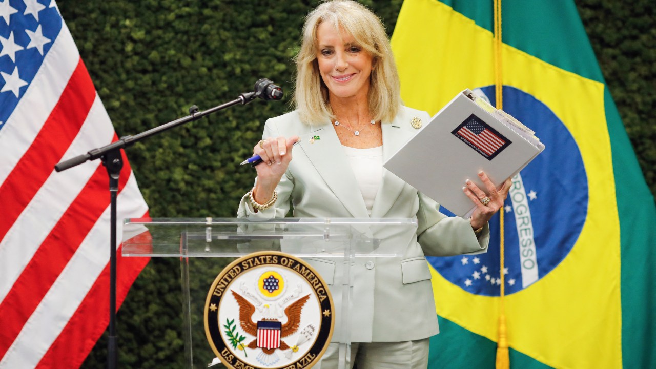 US Ambassador to Brazil Elizabeth Frawley Bagley gestures during a press conference at the US Embassy in Brasilia on February 15, 2023. (Photo by Sergio Lima / AFP)