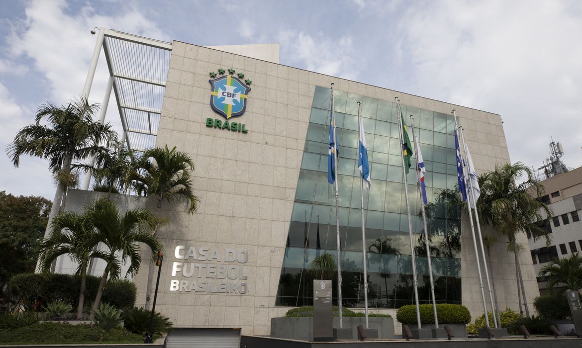Sede da CBF, no Rio, onde se reuniram representantes dos clubes -
