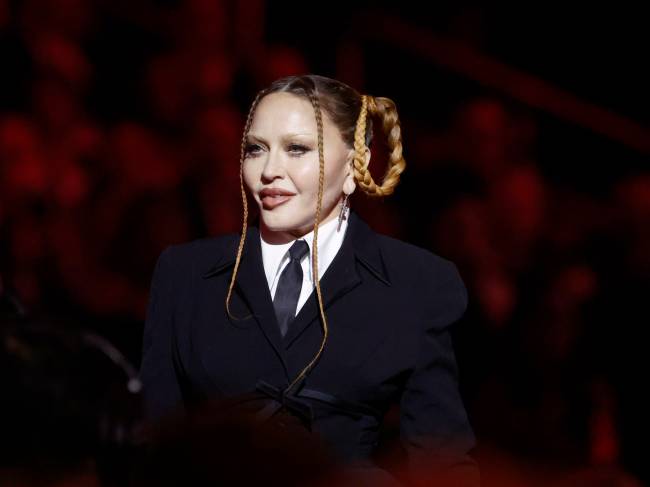 Madonna no palco do Grammy 2023 -