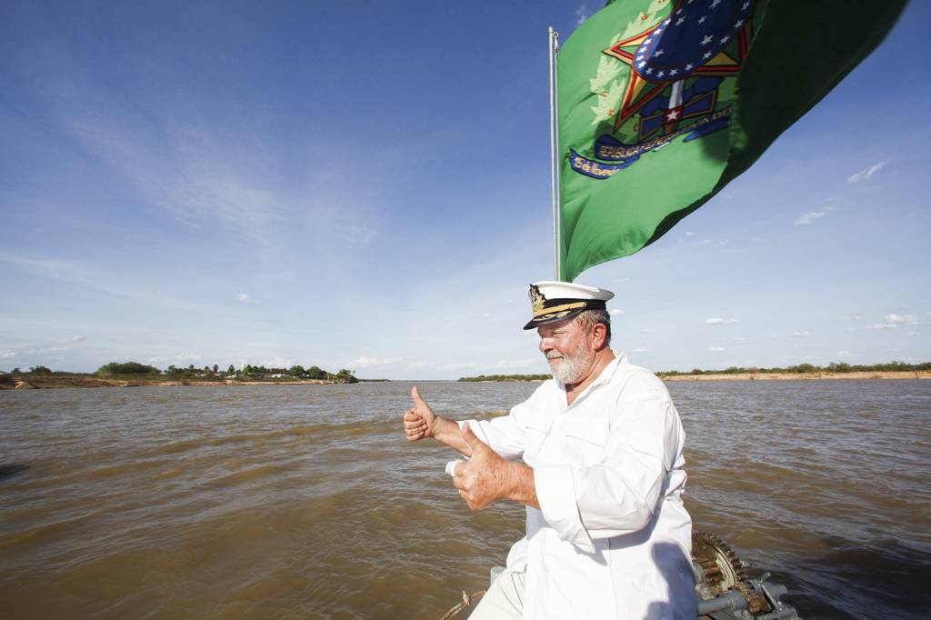 LULA-RIO-SAO-FRANCISCO-28.jpg POLÊMICA - Lula: disputa com Jair Bolsonaro sobre a paternidade do projeto -