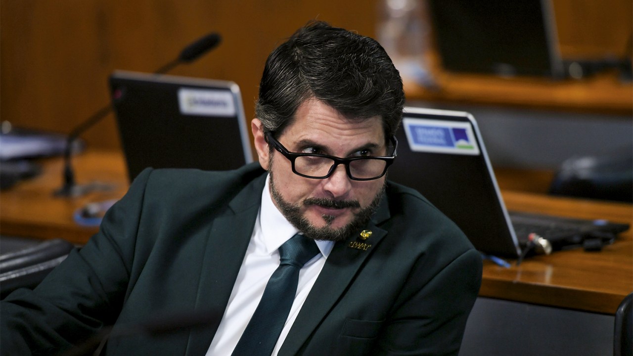 COISA CERTA - Do Val: o senador recusou proposta para gravar ministro -