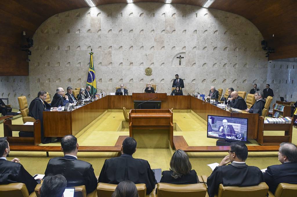 VAGAS À VISTA - O plenário do STF: Lula terá ao menos duas indicações à Corte em seu terceiro mandato
