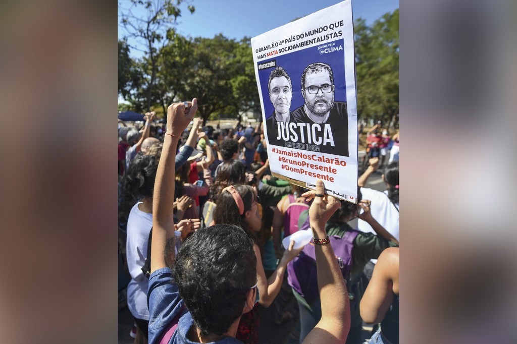 PRESSÃO - Protesto no DF: manifestações pelo mundo pedem justiça no caso
