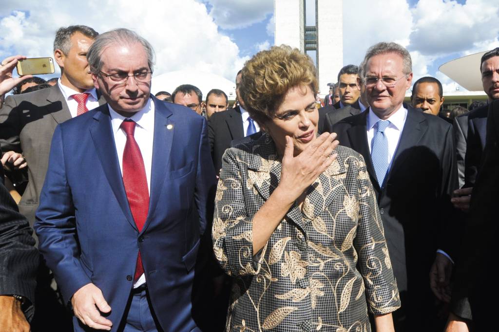 PODER DE FOGO - Cunha e Dilma: “rei” do Centrão deflagrou queda da petista