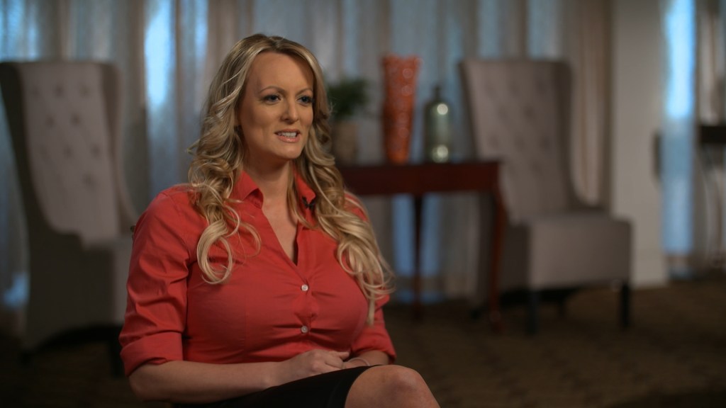 Stormy Daniels em sua entrevista