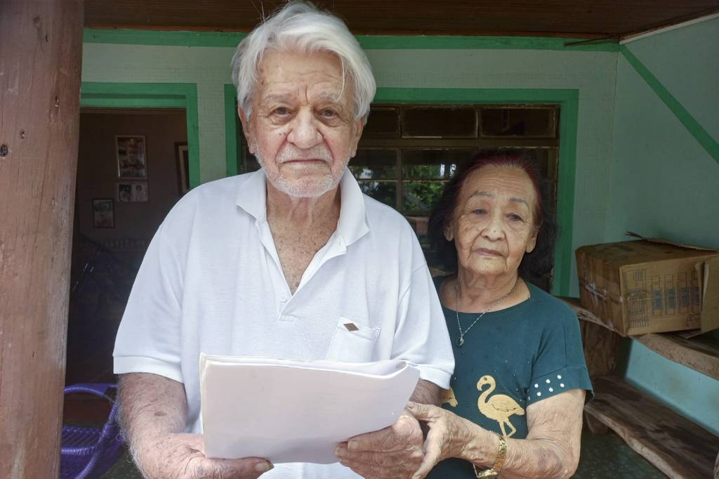 REVOLTA - Os donos José Raul e Hissae: fazenda adquirida há mais de cinquenta anos