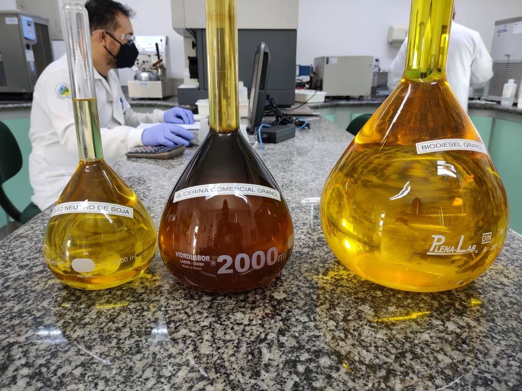 Biocombustível: governo Lula anuncia medida que favorece o  agronegócio