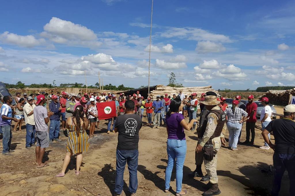 INCOERÊNCIA - Na Bahia: o PT se solidarizou com invasores de terras
