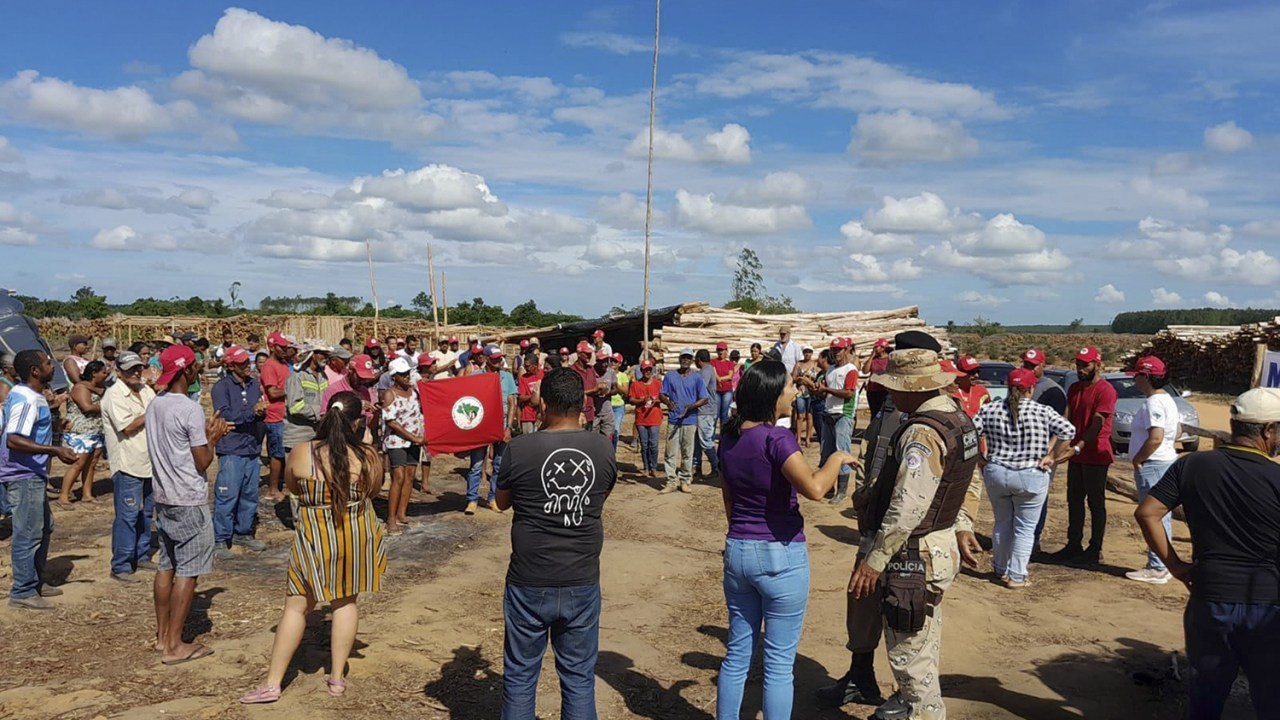 INCOERÊNCIA - Na Bahia: o PT se solidarizou com invasores de terras