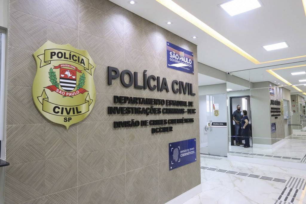 POLICIA-CIVIL-SP—DIVISAO-DE-CRIMES-CIBERNETICOS–DCCIBER-c.jpg COMBATE - Delegacia em São Paulo: necessidade de mais investimentos