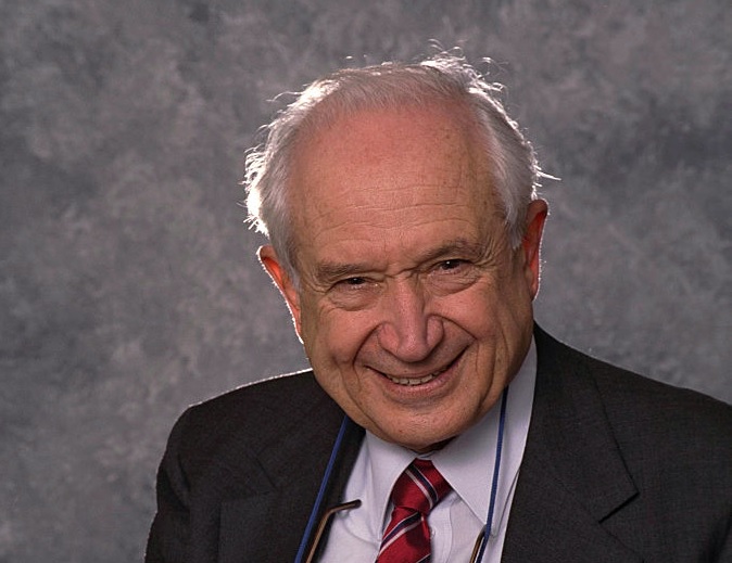 Raphael Mechoulam, pai da cannabis medicina, em foto de 2000 -