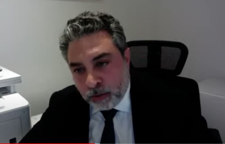 O advogado Rodrigo Taclan Duran, durante depoimento em Curitiba nesta segunda-feira