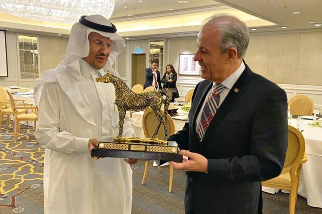 VIAGEM-BENTO-ALBUQUERQUE-ARABIA-SAUDITA-2021-09.jpeg O PORTADOR - O então ministro Bento Albuquerque: ofício enviado ao Palácio do Planalto dois dias depois da apreensão das joias