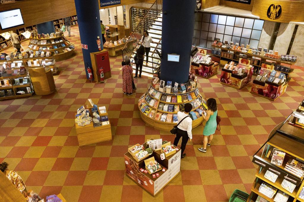 EM BUSCA DA SOBREVIVÊNCIA - Livraria Cultura: pedido de falência