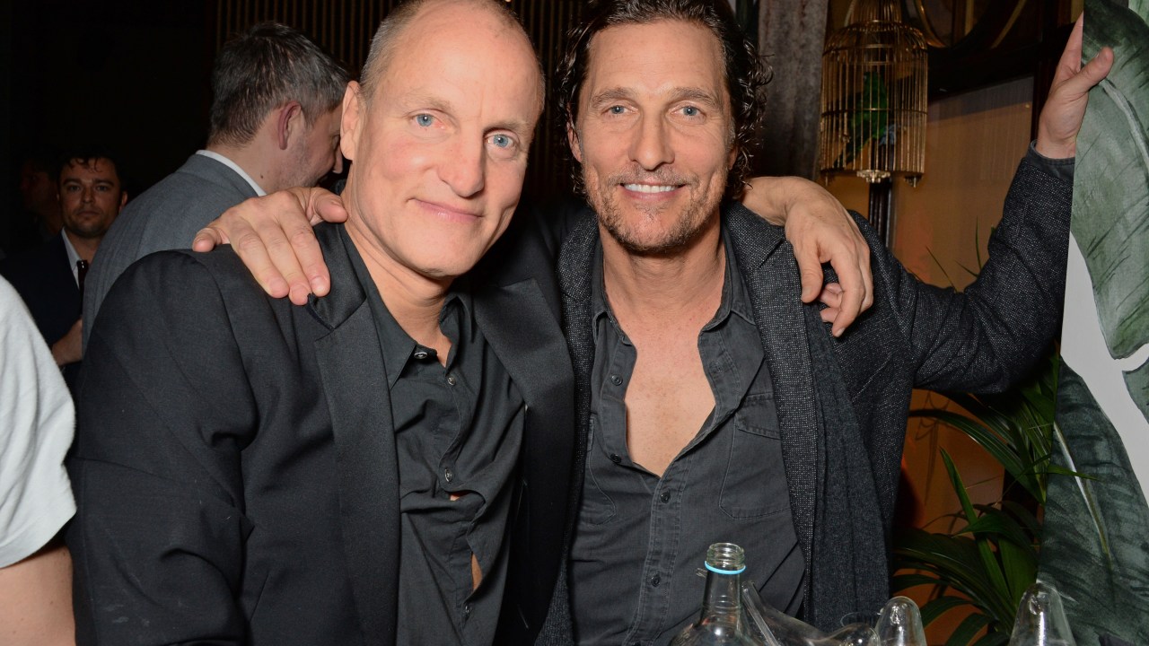 Woody Harrelson e Matthew McConaughey em 2018