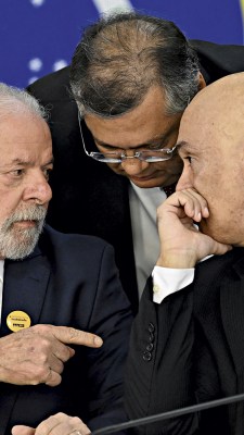 CONTRAGOLPE - Lula, Flávio Dino e Moraes: ataque à democracia gerou resposta firme e uníssona das autoridades