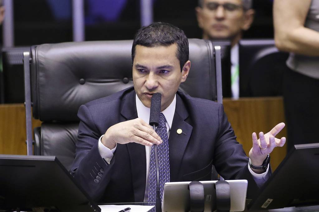 ‘Desmoralização’: Marcos Pereira garantia que não ia abrir mão da disputa à Câmara
