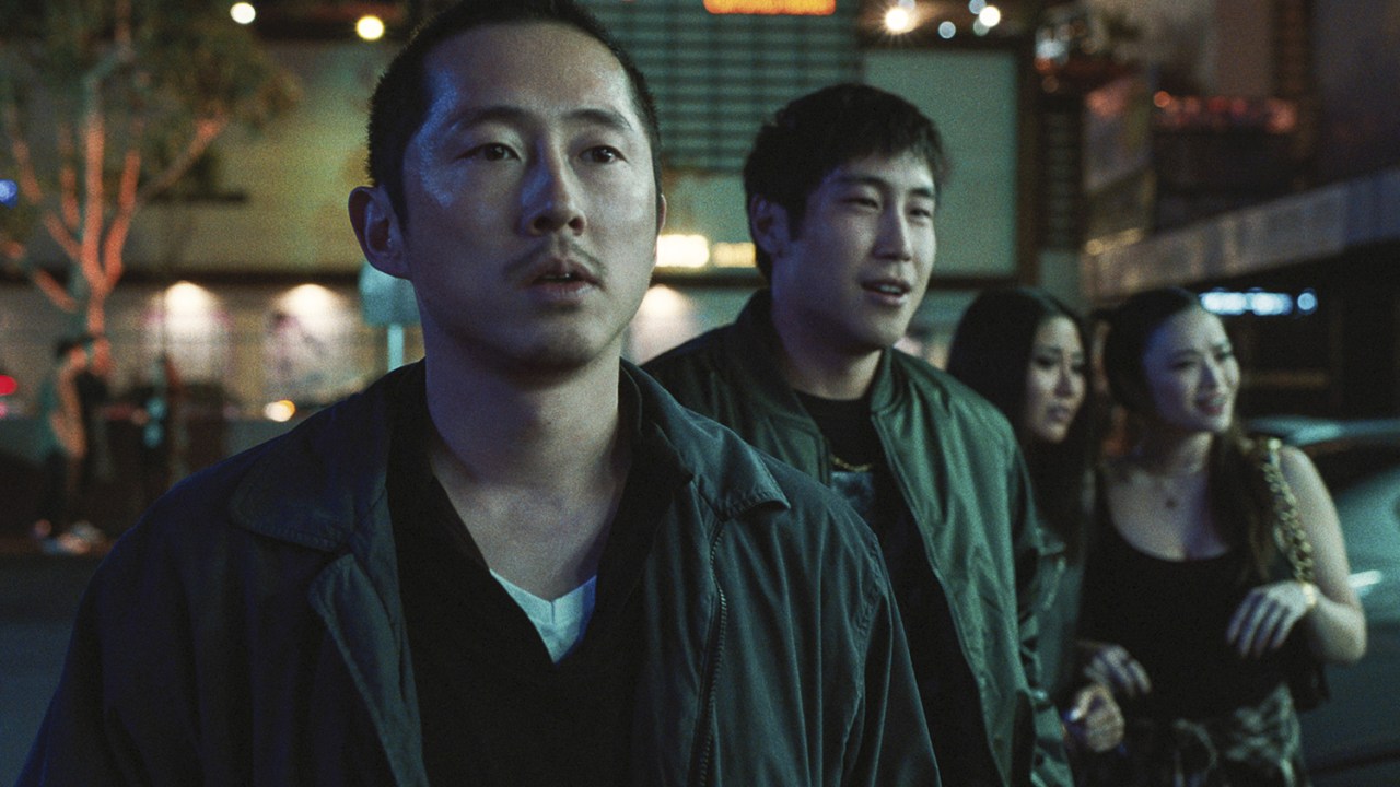 TALENTO EXPORTADO - Steve Yeun em Treta, novo hit da Netflix: a vida dos asiáticos nos Estados Unidos