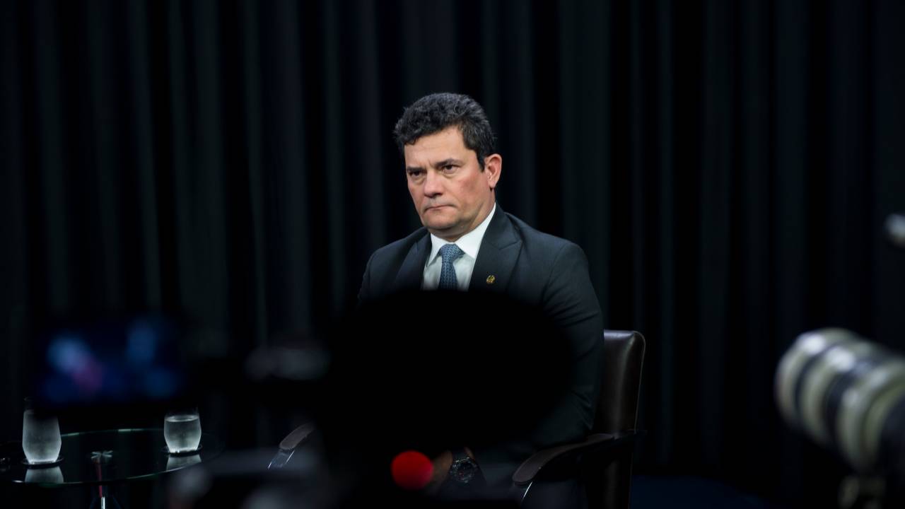 Senador é julgado nesta quarta, 3, pelo TRE-PR em ações propostas pelo PT e pelo PL