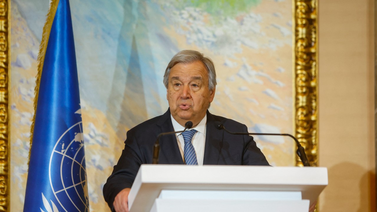 UN chief Antonio Guterres addresses international envoys during talks on Afghanistan in Doha, on May 2, 2023. - Guterres held a second day of talks with world powers on May 2, on how to deal with Afghanistan's Taliban leaders amid warnings from the Kabul administration that the meeting could be "counter-productive". (Photo by KARIM JAAFAR / AFP)