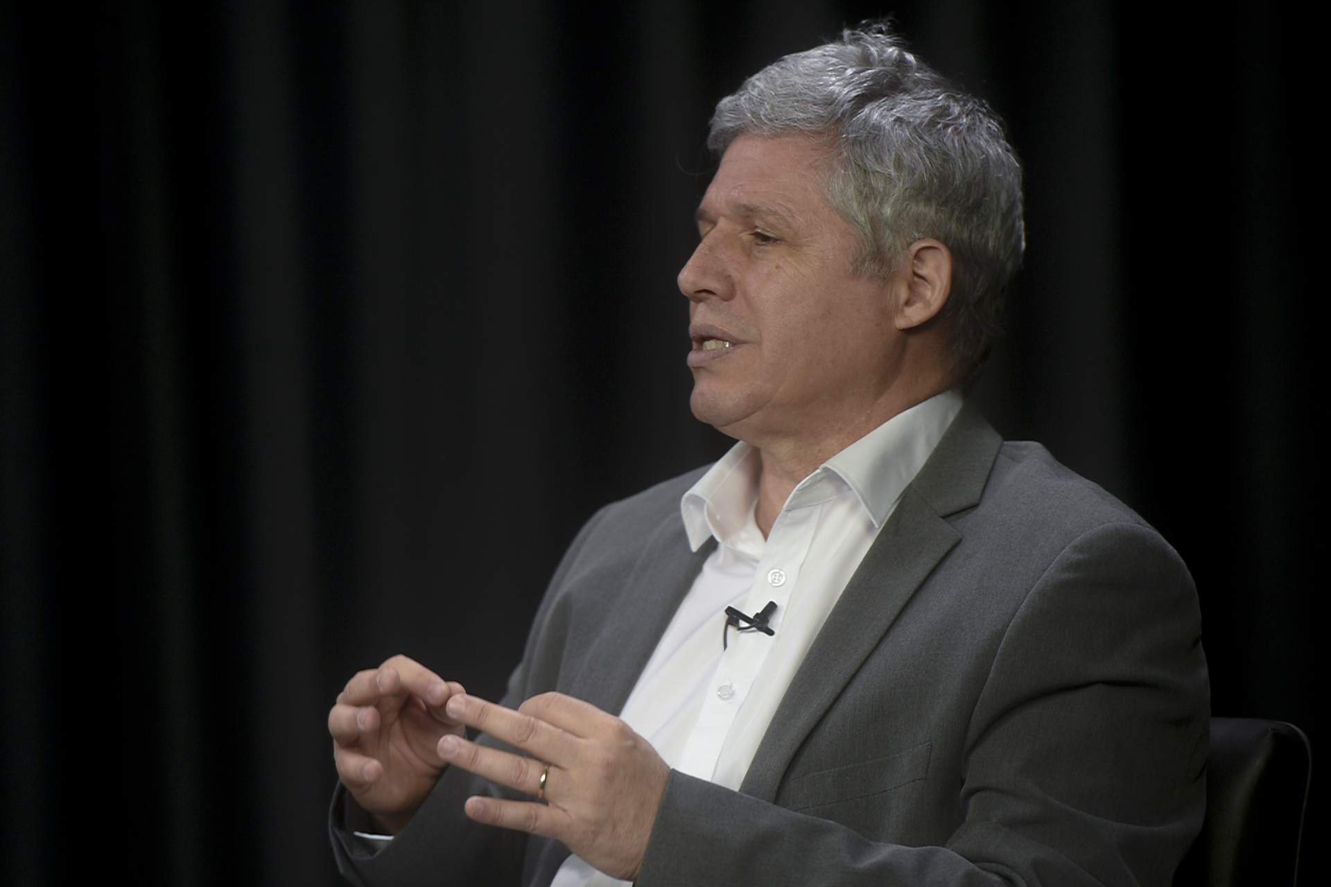 Por que Lula levou a João Pedro Stédile à China, segundo seu ministro