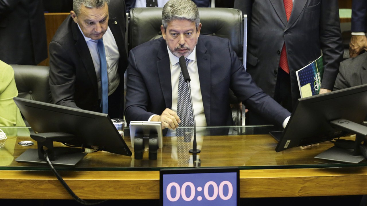 CONTRARIADO - Arthur Lira: o presidente da Câmara diz que pressão das companhias foi “horrível, desumana e mentirosa”