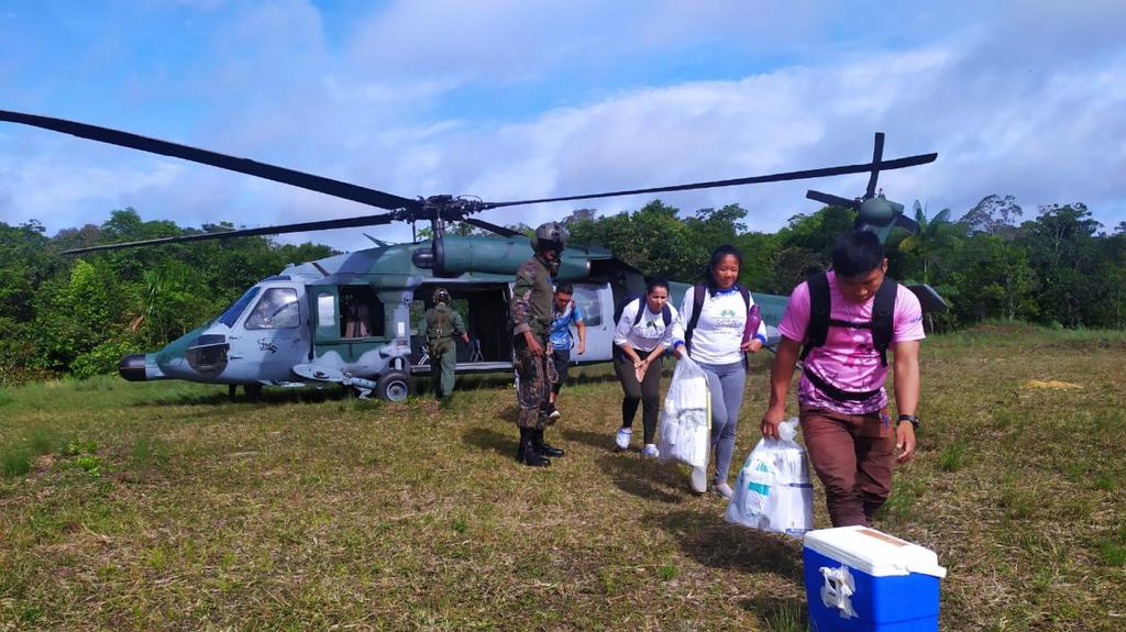 As Forças Armadas darão apoio logístico para que profissionais de saúde realizem uma megaoperação de vacinação, que envolverá a vacinação de 6 mil indígenas em 62 aldeias no Amazonas