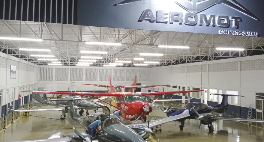 Companhia Aeromot — Aeronaves e Motores S.A. —, empresa de tecnologia aeronáutica com mais de 50 anos de fundação