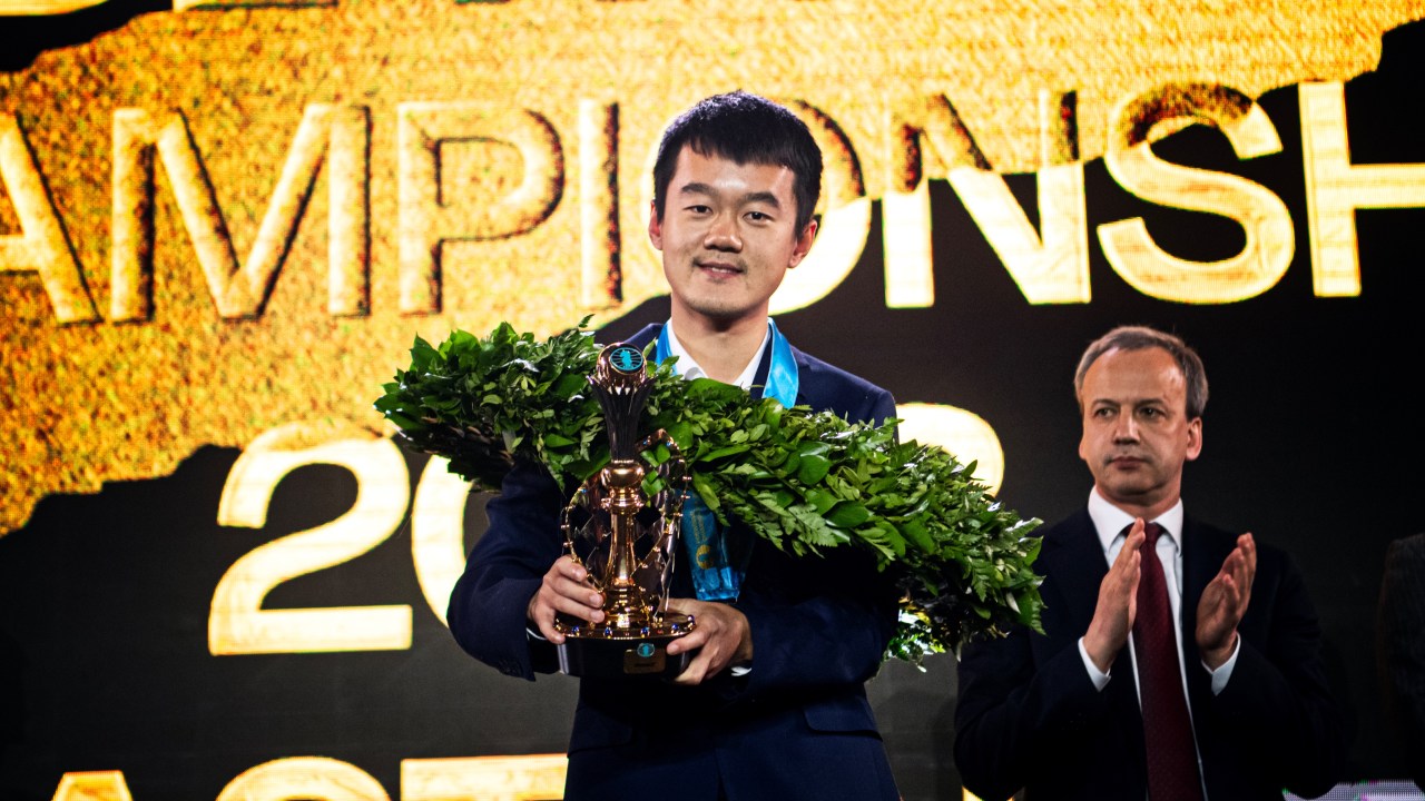 China tem seu primeiro campeão mundial de xadrez