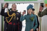 Kate e William se destacam no casamento do príncipe herdeiro da Jordânia