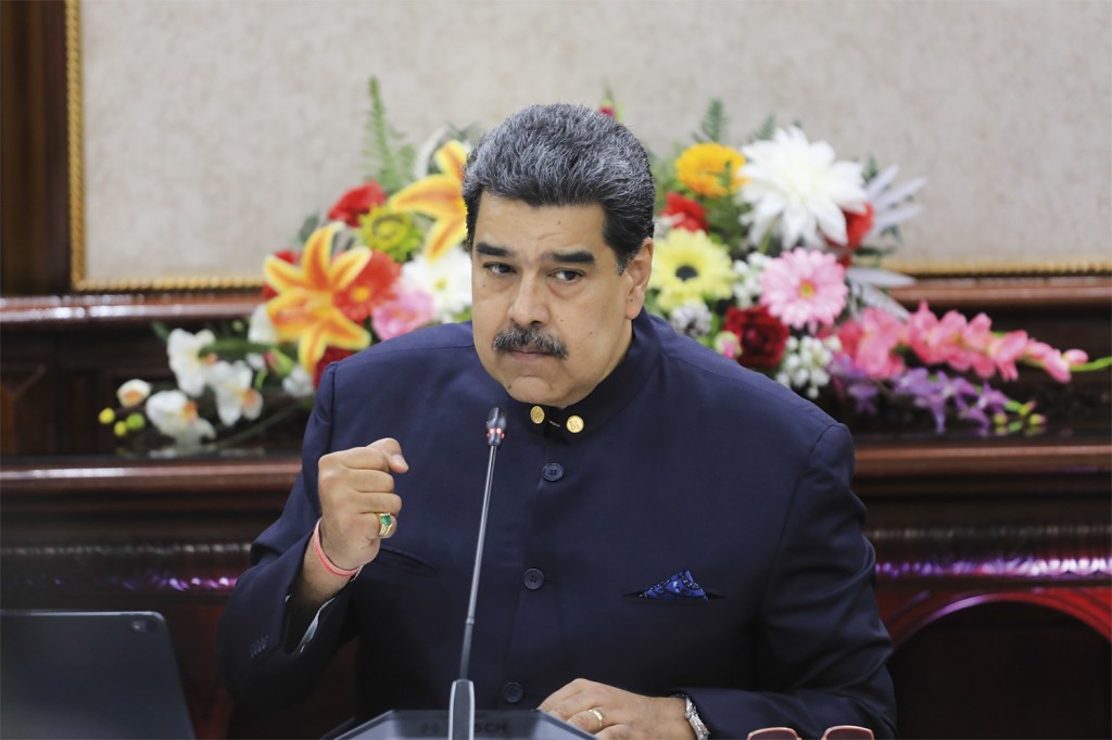 LAÇOS - Maduro: post celebrando a visita de Amorim a Caracas