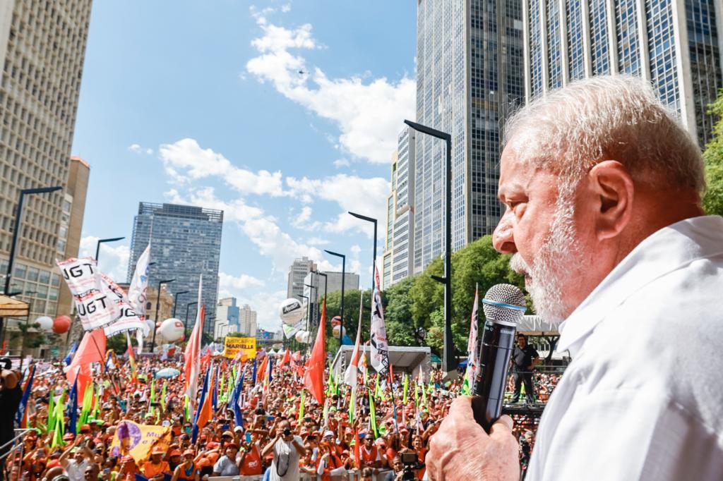 O presidente Lula em discurso do Dia do Trabalhador, no Vale do Anhangabaú, em São Paulo