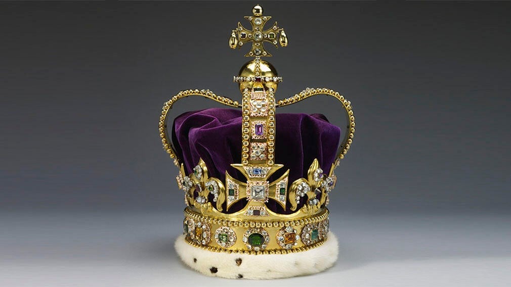The St Edward's Crown, criada em 1661 para a coroação do Rei Charles II.