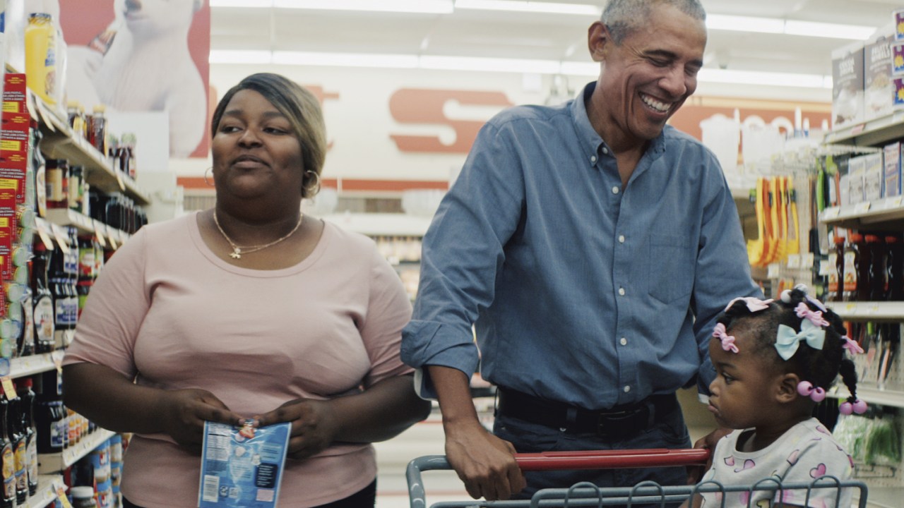 ECONOMIA - Obama vai às compras: preços altos e salários baixos
