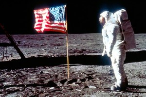 APOLLO 11 - O astronauta Edwin Aldrin durante missão na Lua, em 1969
