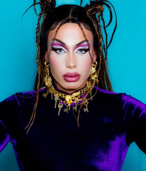 A cantora brasileira Grag Queen