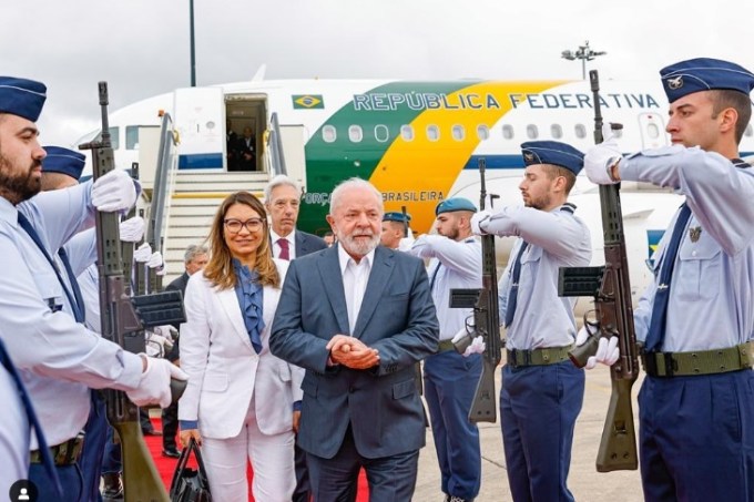 INSEPARÁVEIS – Lula e Janja em viagem realizada a Portugal em abril