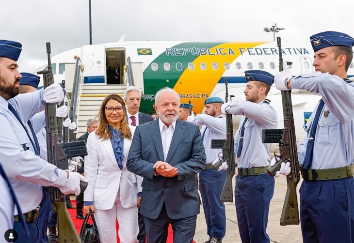 INSEPARÁVEIS - Lula e Janja em viagem realizada a Portugal em abril