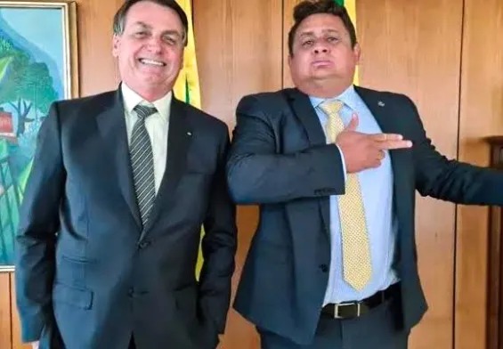 O ministro das Relações Exteriores do Brasil, Mauro Vieira, e o chanceler do Irã, Hossein Amirabdollahian, que morreu em um acidente de helicóptero no último domingo