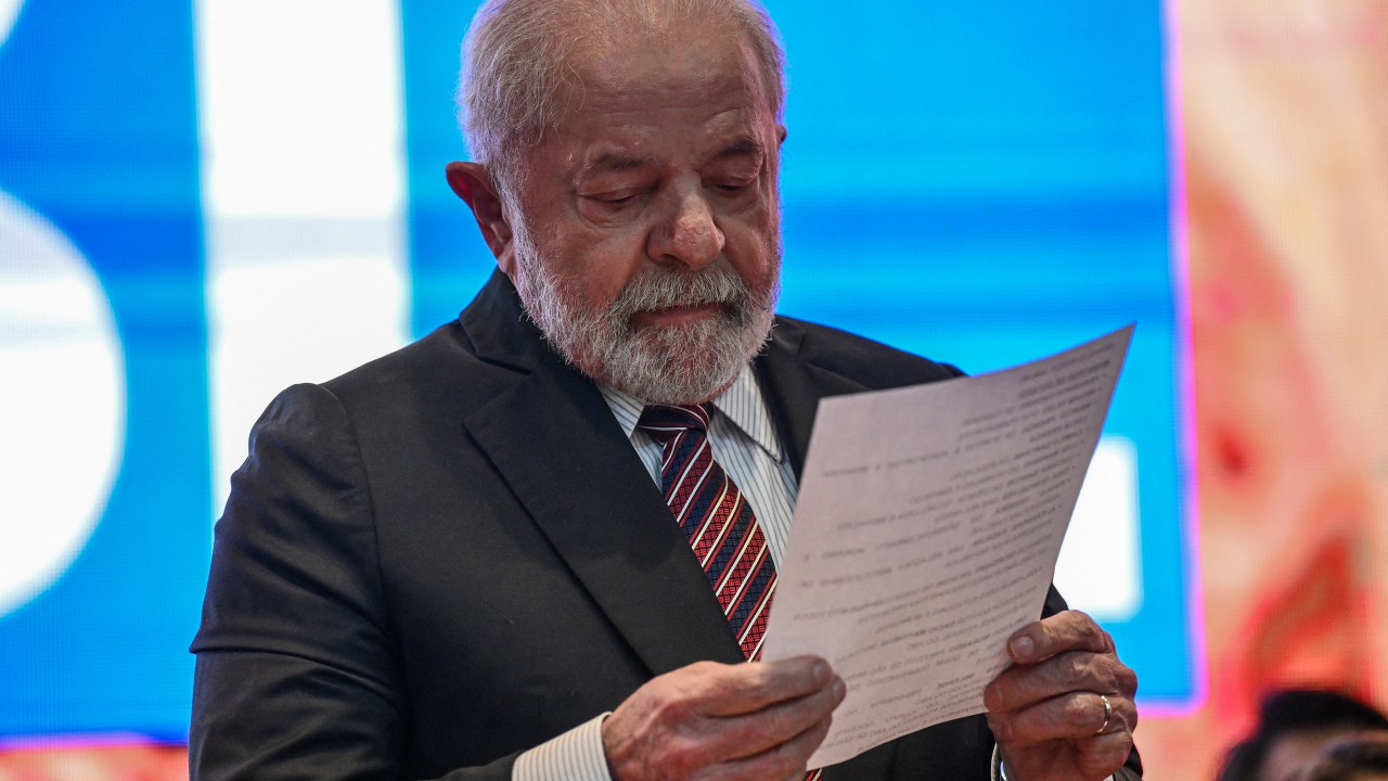 Brazilian President Luiz Inacio Lula da Silva gestures during the inauguration of the building for Scientific Research and Technological Innovation Laboratories, located at the campus of the Federal University of ABC (UFABC) in Sao Bernardo do Campo, Sao Paulo state, Brazil on June 2, 2023. (Photo by NELSON ALMEIDA / AFP)