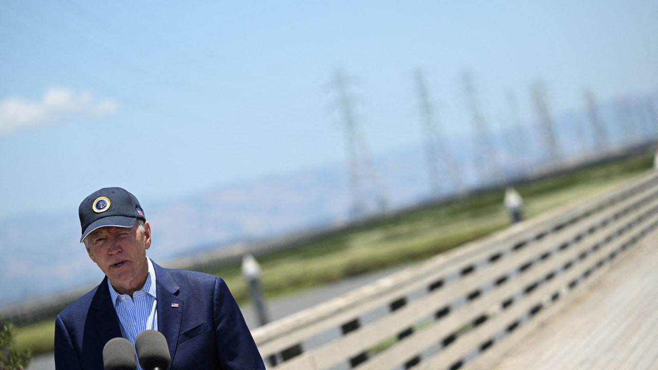 US President Joe Biden delivers remarks on his administration's environmental efforts at the Lucy Evans Baylands Nature Interpretive Center and Preserve in Palo Alto, California, on June 19, 2023. (Photo by ANDREW CABALLERO-REYNOLDS / AFP)