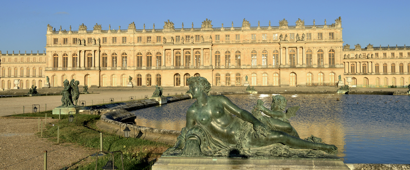 OPUL&Ecirc;NCIA -&ensp;Pal&aacute;cio de Versalhes: o hoje museu foi a sede do absolutismo