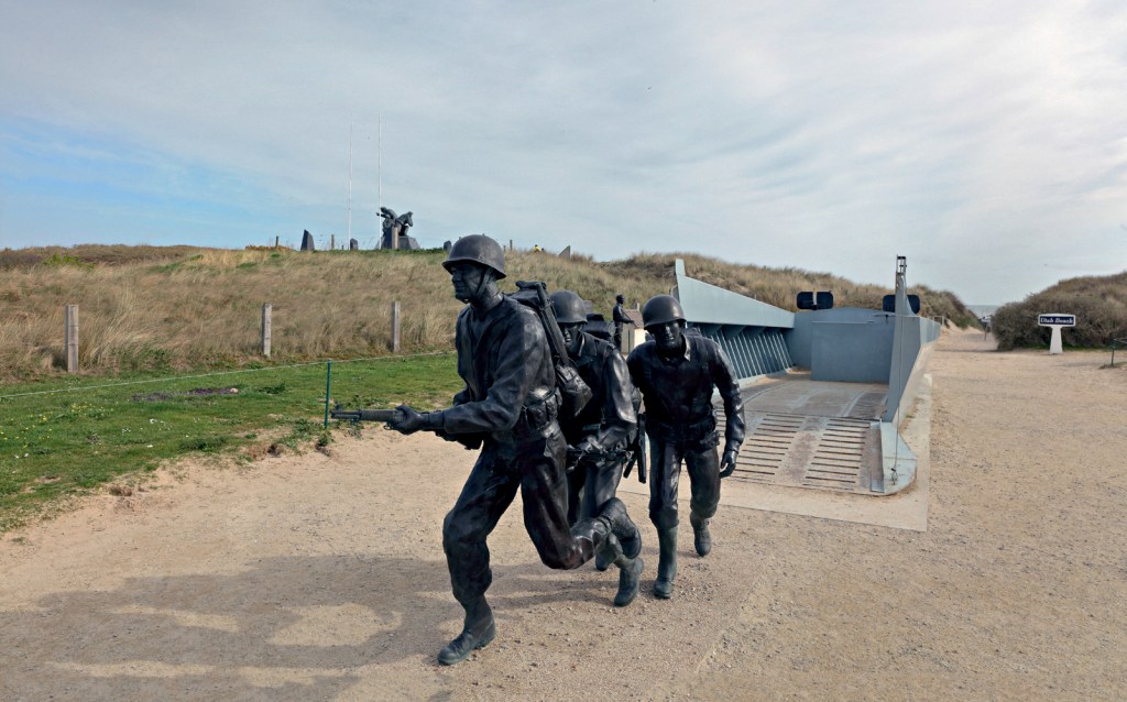 HISTÓRIA - Homenagem ao Dia D na Normandia: ícone da II Guerra ameaçado