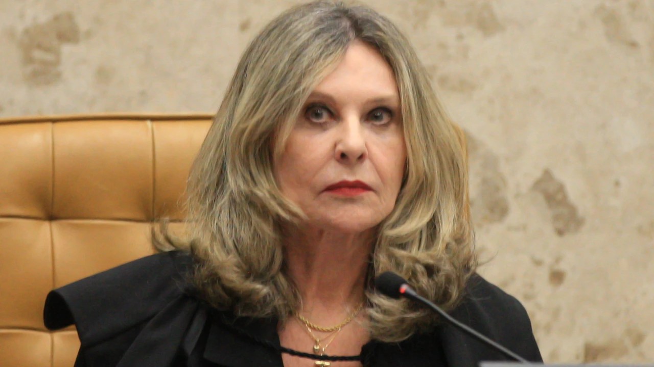 A vice-procuradora-geral, Lindôra Araújo, durante sessão do STF