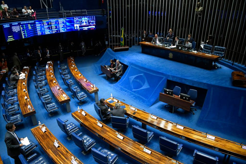 CAE do Senado vota desoneração da folha salarial para 17 setores até 2027